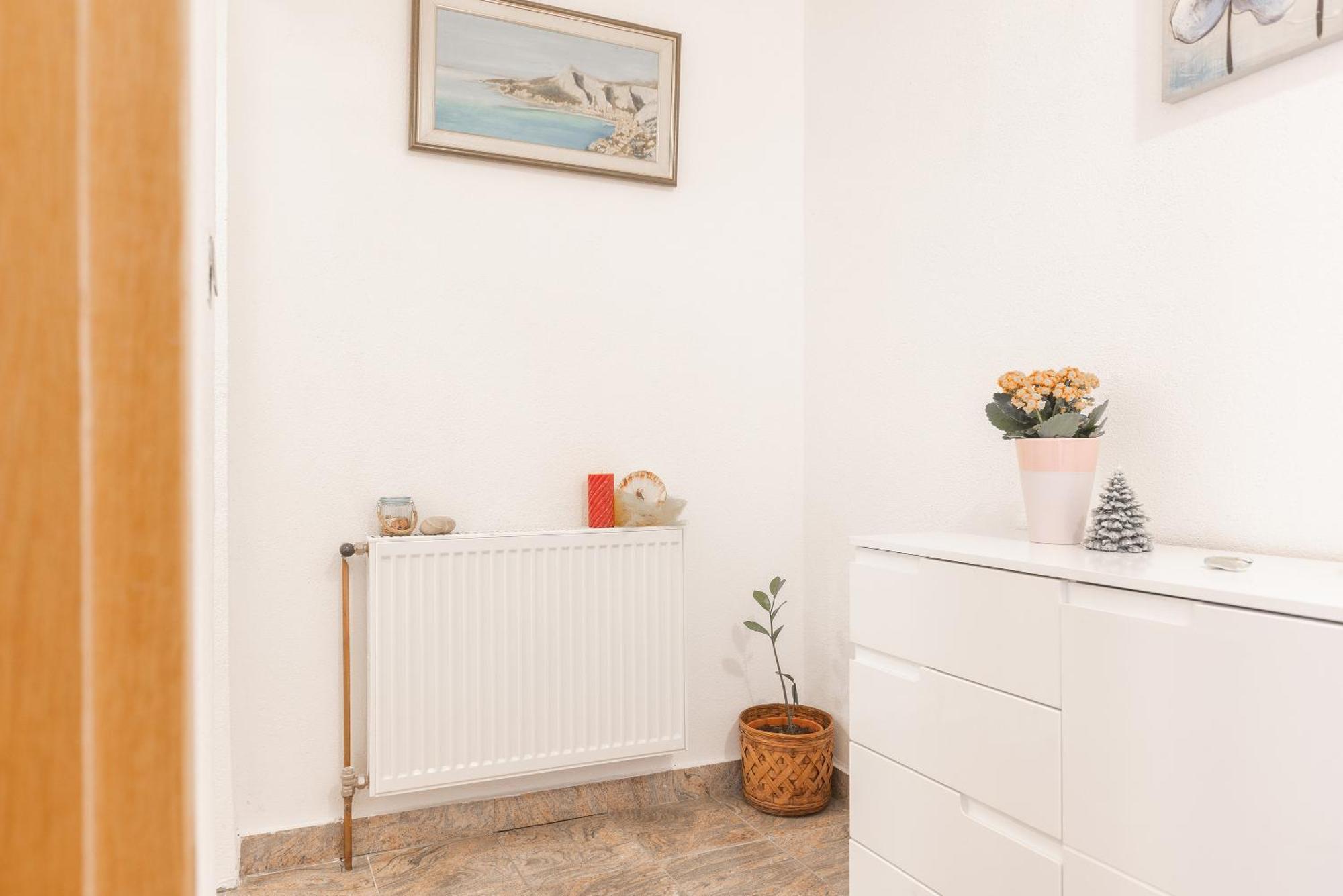 Apartman Nora 奥米什 外观 照片
